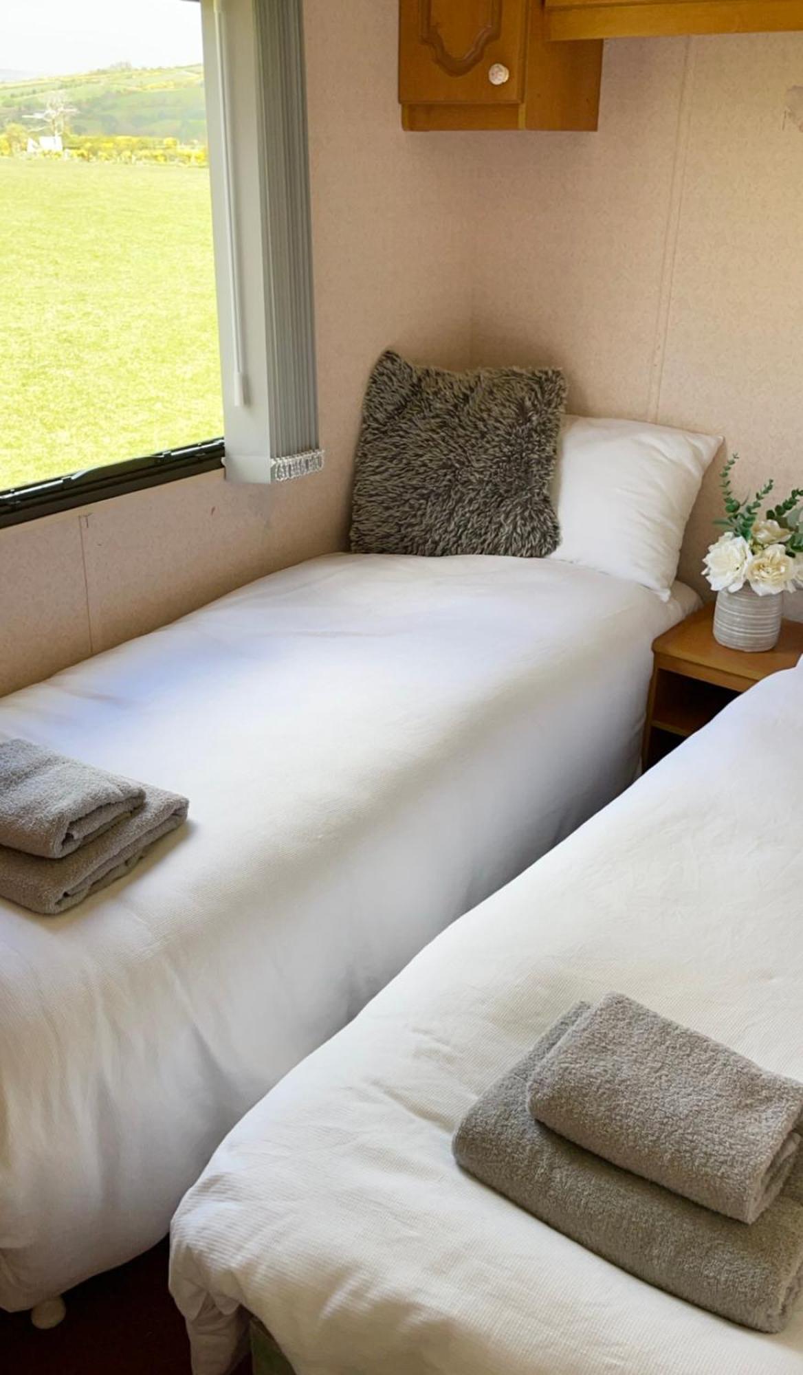 Mobile Holiday Home Cushendall Ngoại thất bức ảnh